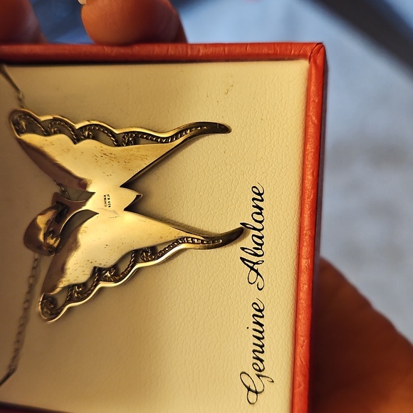 Genuine Abalone Butterfly Pendant Necklace NEW - Picture 7 of 9